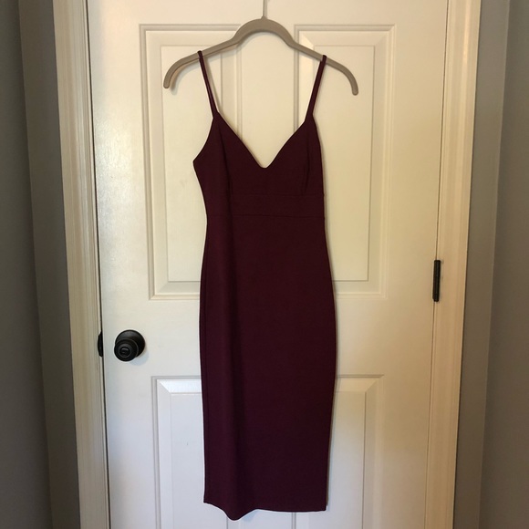 Lulu’s Bodycon Dress - Picture 2 of 6